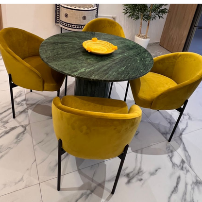 Table salle à manger avec 4 chaises