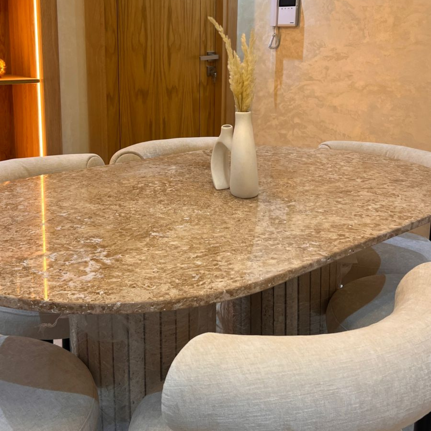 Table salle à manger en Travertin avec 6 chaises