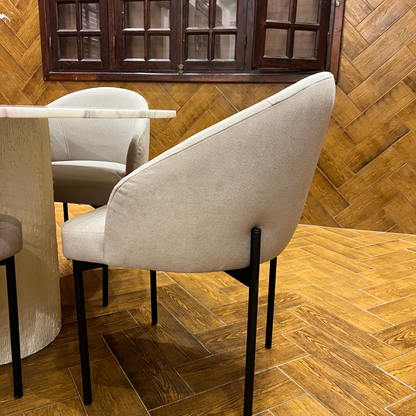 Table salle à manger en marbre avec 4 chaises