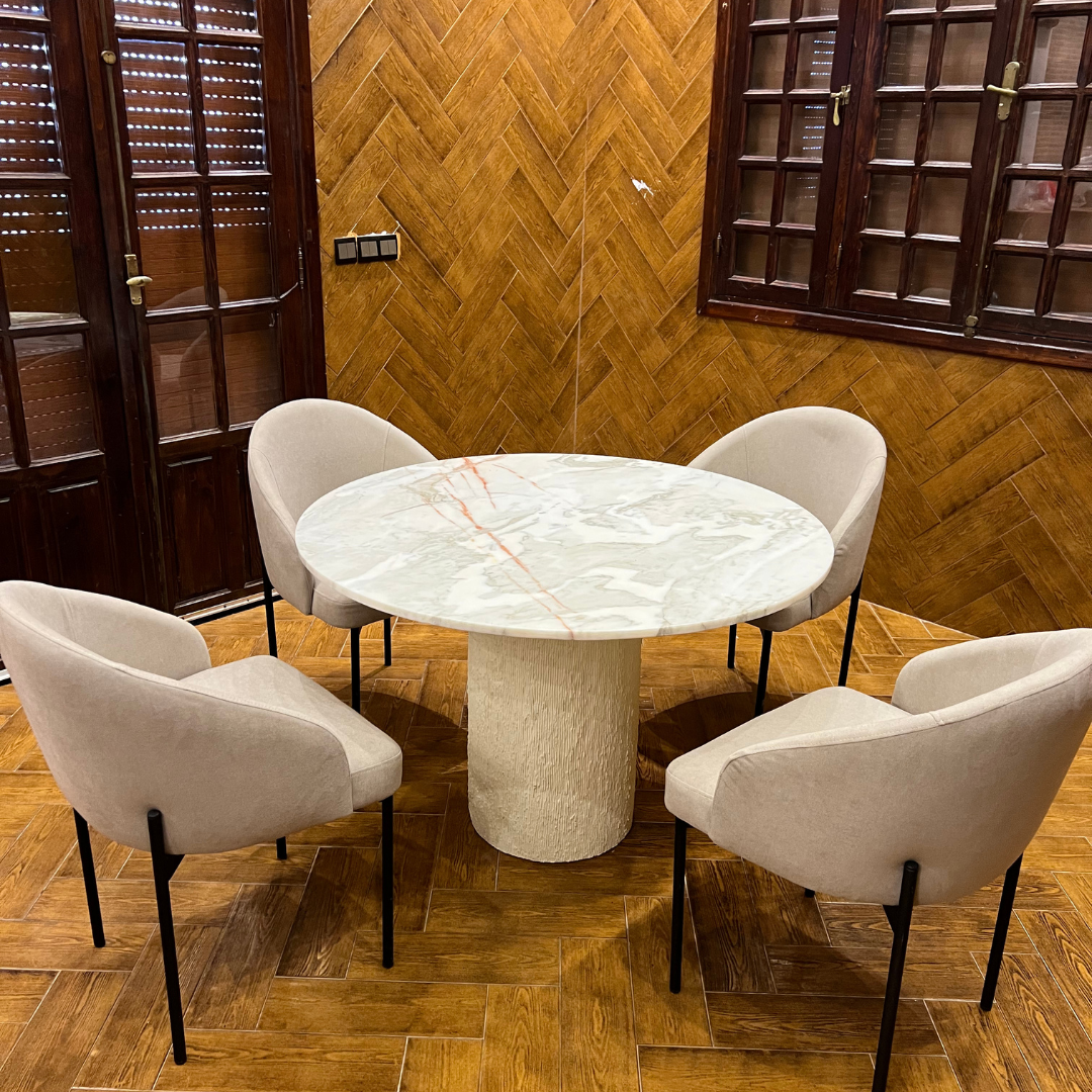 Table salle à manger en marbre avec 4 chaises
