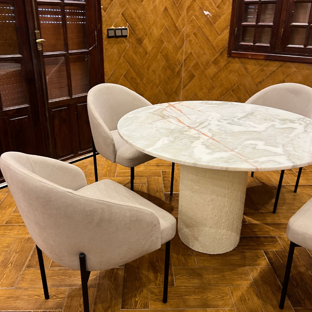 Table salle à manger en marbre avec 4 chaises