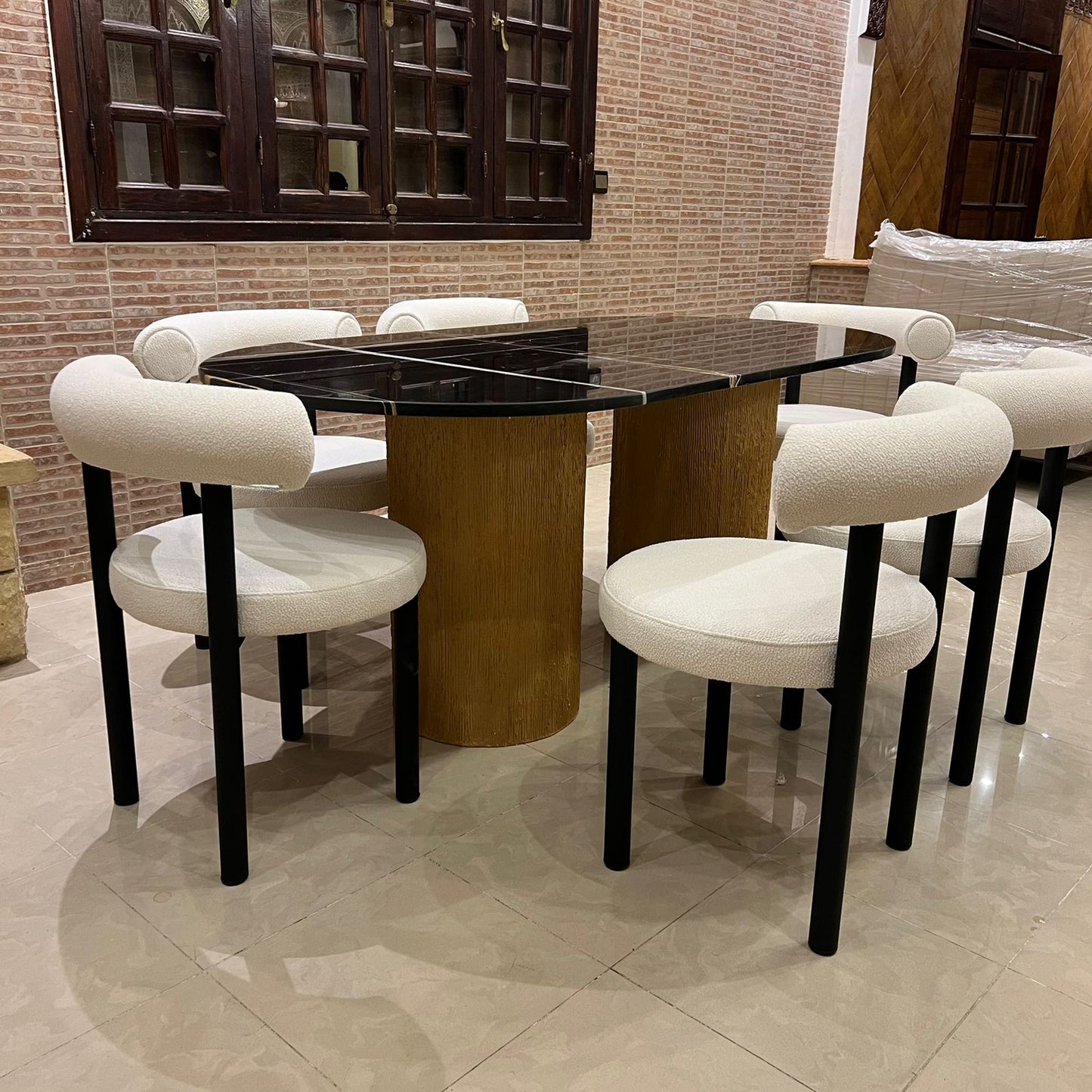 Table salle à manger en marbre avec 6 chaises