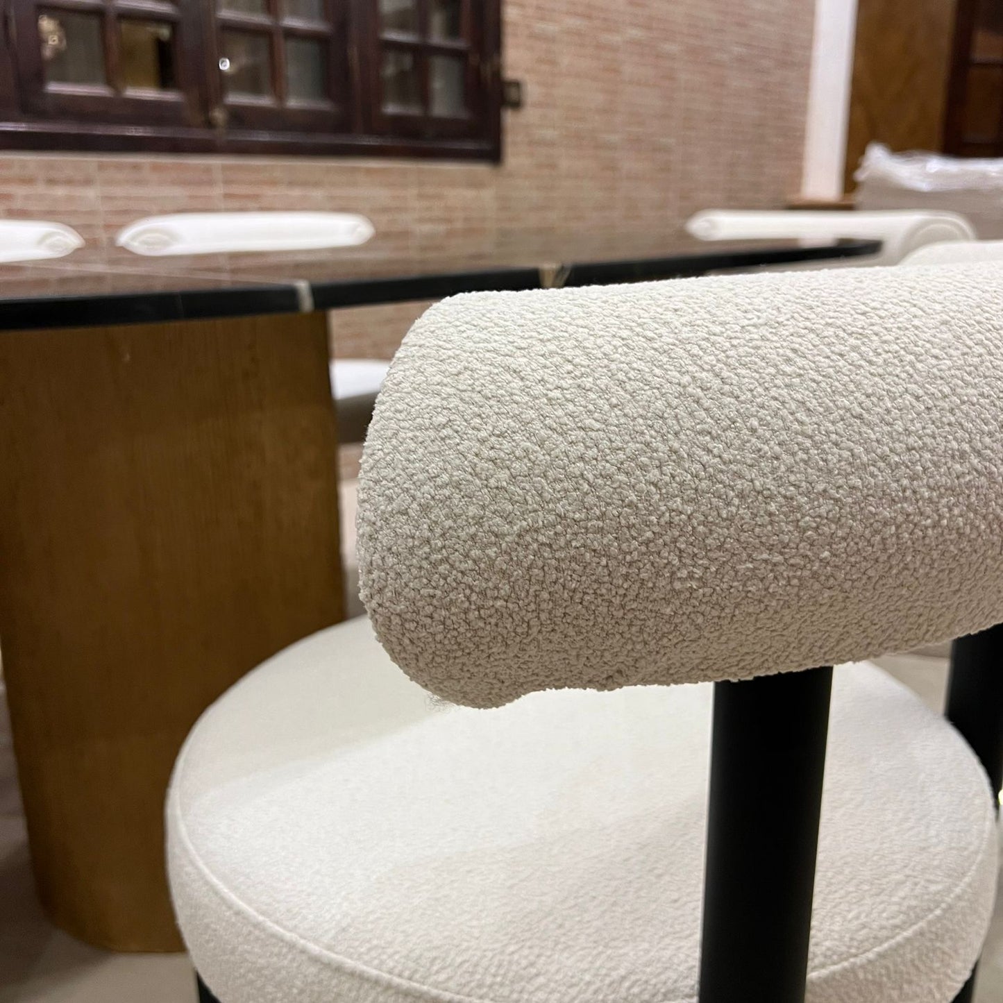 Table salle à manger en marbre avec 6 chaises